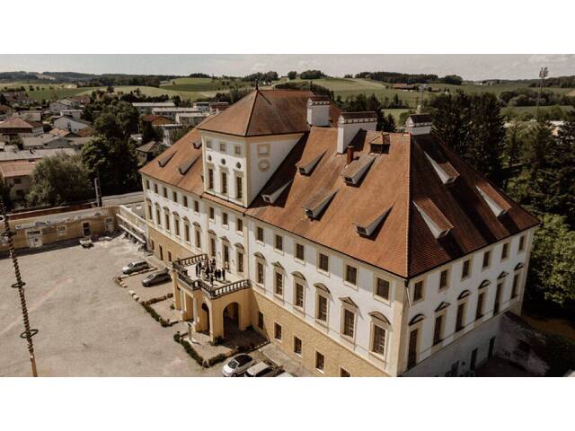 Immobilie in St. Florian am Inn - Investment Apartment im Schloss_Apartment Iris - Bild 1