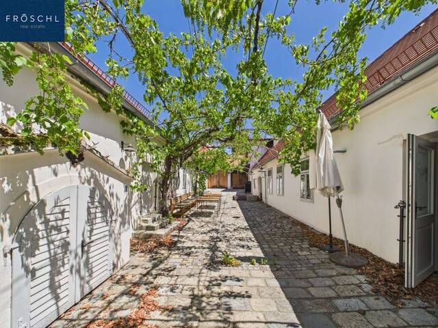 Immobilie in Gars am Kamp - Denkmalgeschütztes Gasthaus 'Zum Goldenen Hirschen' - Einzigartiges Kulturdenkmal mit Gastronomietradition seit 1920 - Bild 1