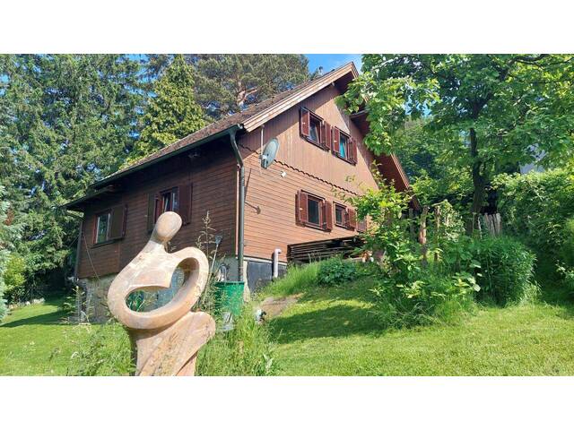 Immobilie in Eichgraben - Ausbaufähiges Holzhaus mit großem Grundstück in Eichgraben - Bild 2