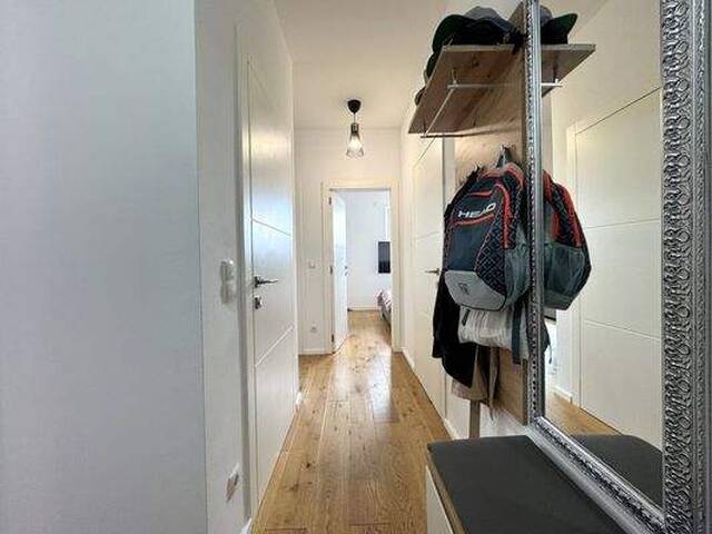 Immobilie in Unterpremstätten - Exklusive 3,5-Zimmer-Gartenwohnung mit direktem Naturteich-Zugang und Süd-West-Loggia in Unterpremstätten bei Graz - Bild 2