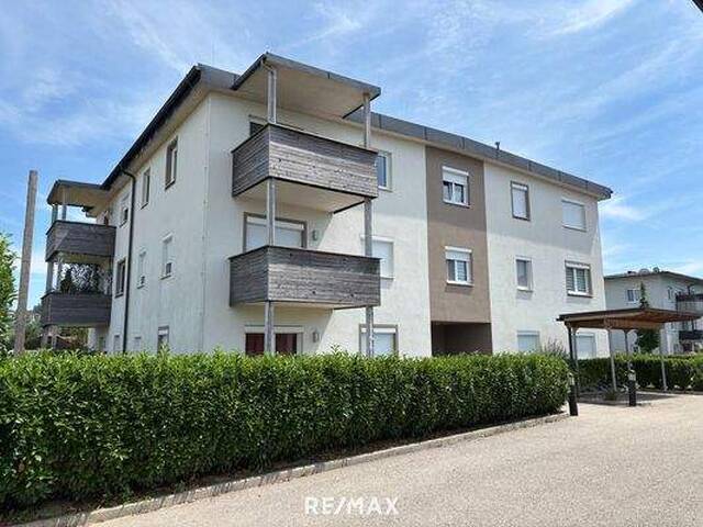 Immobilie in St. Florian am Inn - Erdgeschoßwohnung mit eigenem Gartenanteil in zentraler Lage - Bild 1