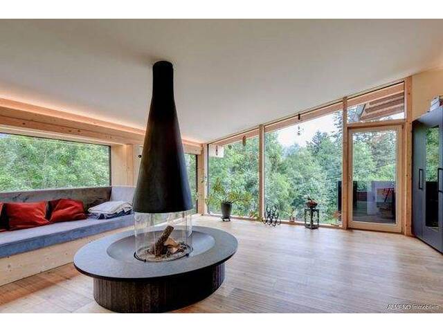 Immobilie in Söll - Tolle Aussicht ohne Einsicht: Großzügiges Tiroler Landhaus auf 9.000 m² am Wilden Kaiser - Bild 4