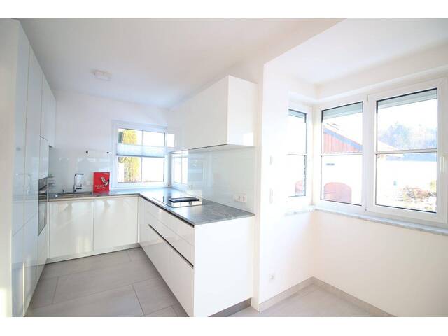 Immobilie in Henndorf am Wallersee - LUFTIG & HELL IN HENNDORF A. WALLERSEE! 118 m² Maisonette mit Stil! - Bild 4