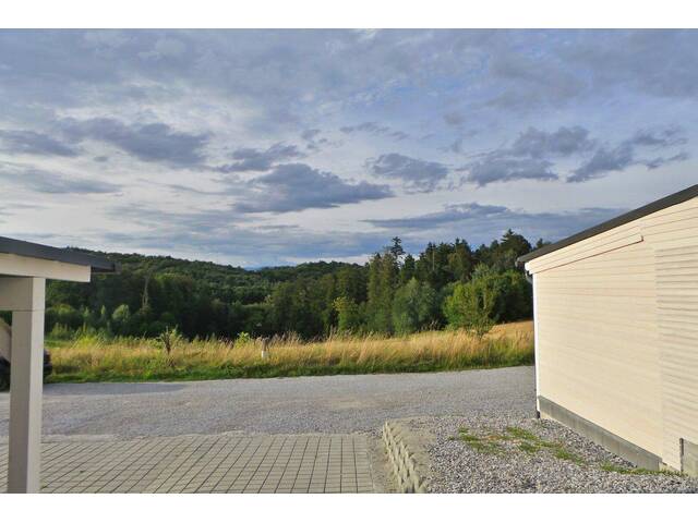 Immobilie in Gleisdorf - STILVOLL WOHNEN mit schönem Naturblick nahe Gleisdorf , Sonne-Ruhe-Komfort, Terrasse, Garten, Carport & Parkplatz - Bild 3
