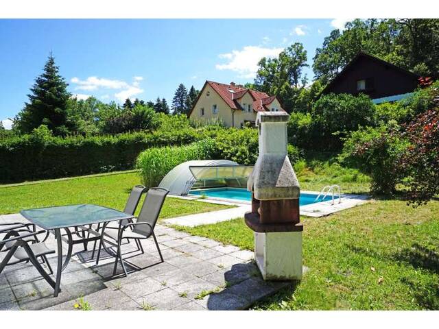 Immobilie in Purkersdorf - Grünruhelage am Waldrand! Familienidyll mit großem Garten, Schwimmbecken und Sauna - Bild 3