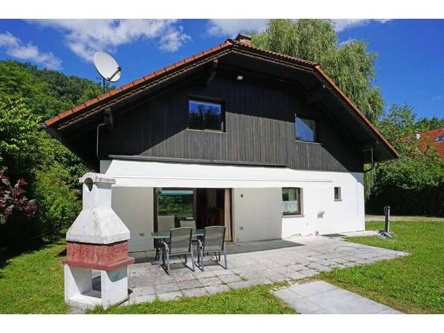 Immobilie in Purkersdorf - Grünruhelage am Waldrand! Familienidyll mit großem Garten, Schwimmbecken und Sauna - Bild 4