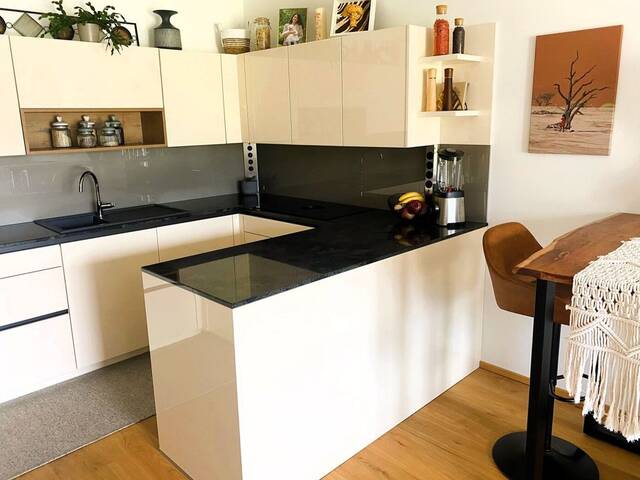 Immobilie in Seeboden am Millstätter See - SEEBODEN - Lage trifft Ausblick: Moderne Wohnung mit See- und Bergpanorama (Top A7) - Bild 2