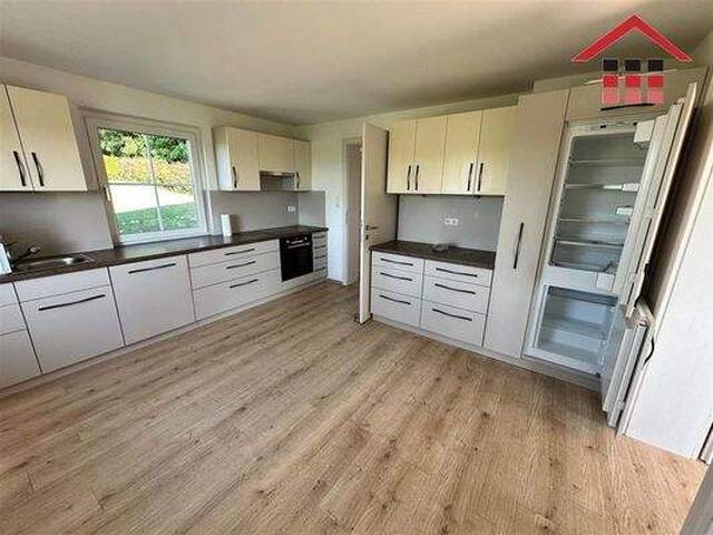 Immobilie in Neukirchen an der Vöckla - ID 977 Wohnhaus am Waldrand in Ruhelage mit Gebirgsblick - Bild 0