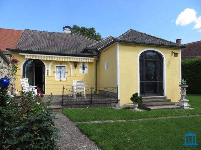 Immobilie in Katzelsdorf - Historisches Wohnhaus in Katzelsdorf - Bild 2