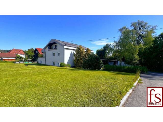 Immobilie in Pichl bei Wels - GROSSES WOHN- / GESCHÄFTSHAUS mit angebauter Halle - Bild 0