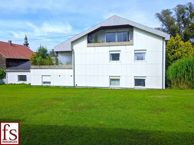 Immobilie in Pichl bei Wels - GROSSES WOHN- / GESCHÄFTSHAUS mit angebauter Halle - Bild 1