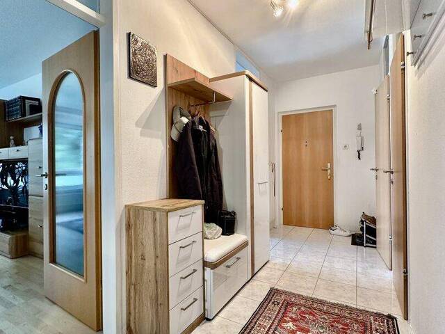 Immobilie in Mödling - Eigentumswohnung mit Loggia, Indoor-Pool, Sauna und Garage - Bild 1