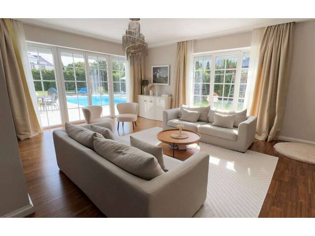 Immobilie in Oberwaltersdorf - LUXUS VILLA mit großem Grundstück, Pool, Whirpool & Sauna im FONTANA Golfresort!!! - Bild 0