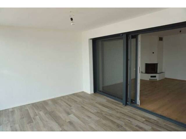 Immobilie in Neudörfl - UFERPARZELLE – Großzügiges Seehaus mit Gästewohnung & Sauna auf Pachtgrund zu verkaufen - Bild 3