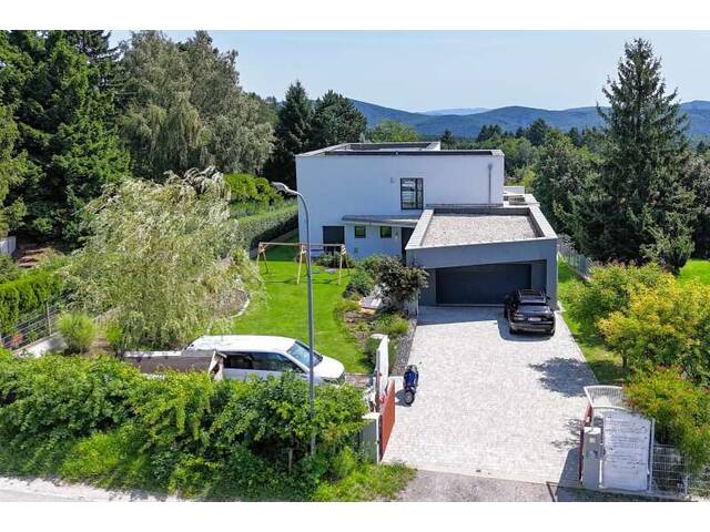 Immobilie in Altlengbach - Luxus im Grünen: Architektenvilla mit mediterranem Flair und Alpenpanorama - Bild 1