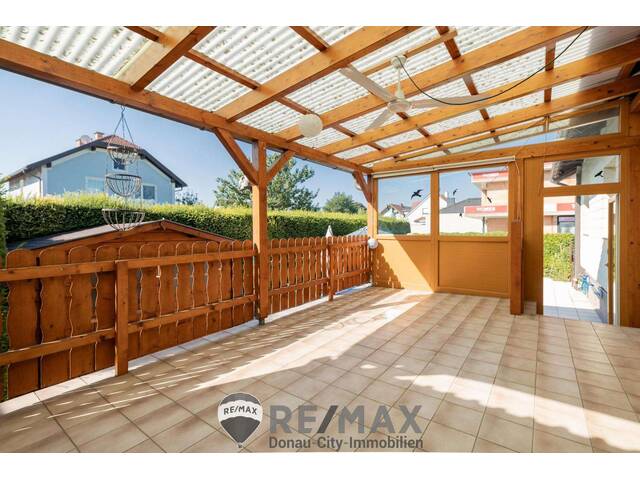 Immobilie in Langenlebarn-Oberaigen - Stilvolles Wohnen mit Pool - ohne Garten, aber mit WOW Effekt! - Bild 4