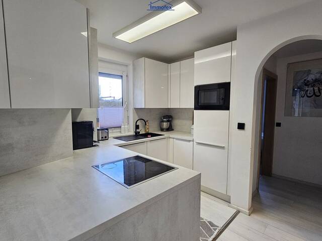 Immobilie in Vomp - Praktisch eingeteilte Familienwohnung mit Garten in Top Zustand - Bild 1