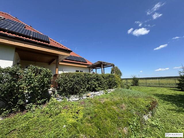 Immobilie in Mollram - MOLLRAM - Einfamilienhaus mit ca. 1.268 m² Eigengrund | Baujahr 2009 | Sauna & Whirlpool | Luftwärmepumpe, PV-Anlage, Klimaanlage uvm. - Bild 4