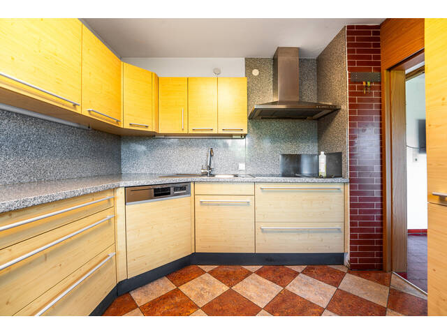 Immobilie in Meiningen - Exklusives Anwesen mit Sanierungspotenzial – gestalten Sie Ihr Traumhaus! - Bild 3