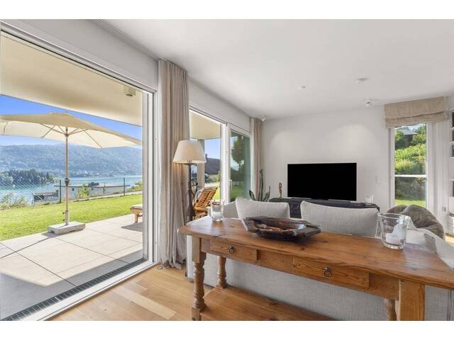 Immobilie in Pörtschach - Neuwertige Gartenwohnung mit faszinierendem Seeblick - Bild 0