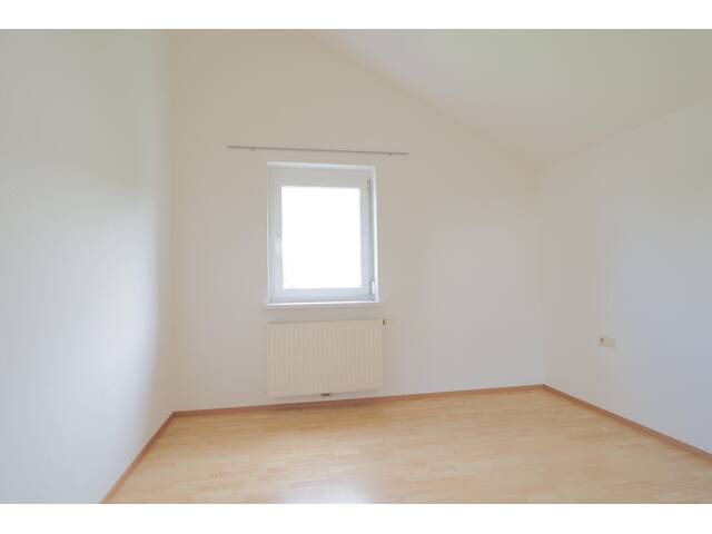 Immobilie in Frastanz - Kleine charmante 3-Zimmer-Wohnung in Frastanz mit Balkon und Gartenanteil - Bild 3