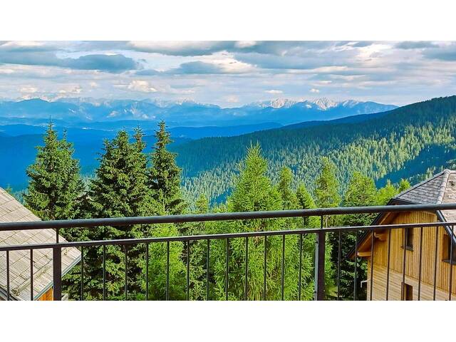 Immobilie in Hochrindl - Hochrindl Blockhaus in Bestlage mit Traumblick incl. Ferienwohnung - Bild 2