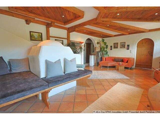 Immobilie in Ehrwald - Wohnhaus mit zwei Ferienwohnungen im Zugspitzgebiet - Bild 3