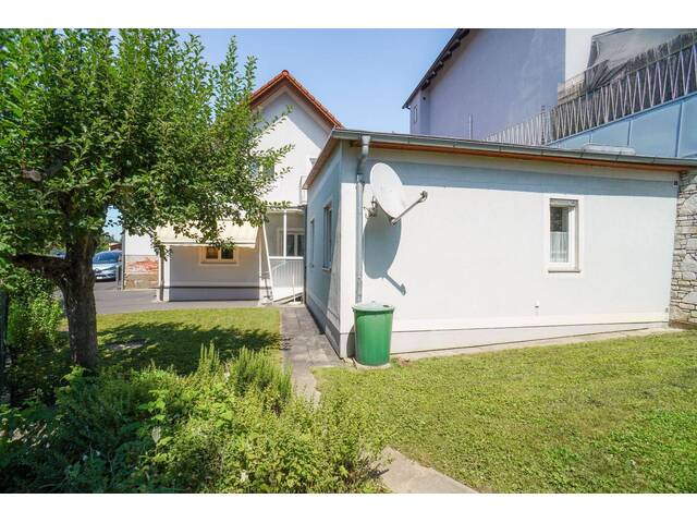 Immobilie in Fehring - Fehring: Charmantes kleines Wohnhaus mit 114 m² Wohnfläche in sonniger Stadtrandlage - Bild 2
