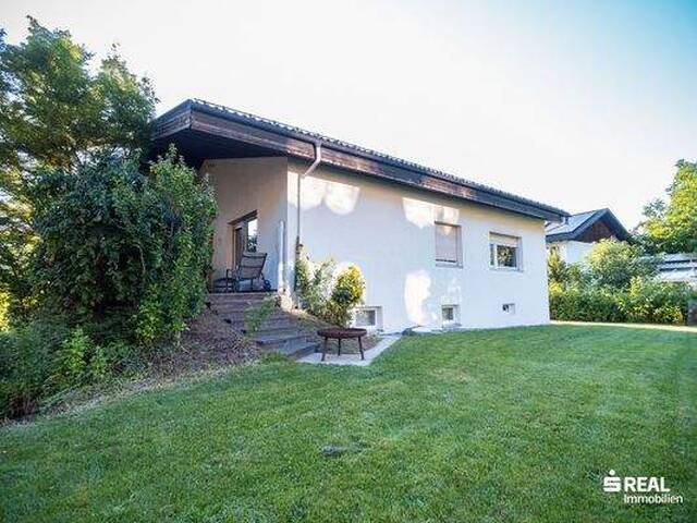 Immobilie in Feldkirch - Traumhaftes Haus in Feldkirch: Platz, Garten und Sauna - Bild 0