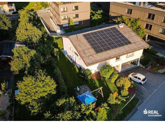 Immobilie in Feldkirch - Traumhaftes Haus in Feldkirch: Platz, Garten und Sauna - Bild 1