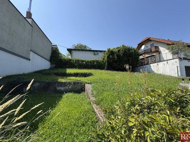 Immobilie in Kritzendorf - Wohnen & Gestalten: Zwei Häuser mit Innenhof und Garten - Bild 2