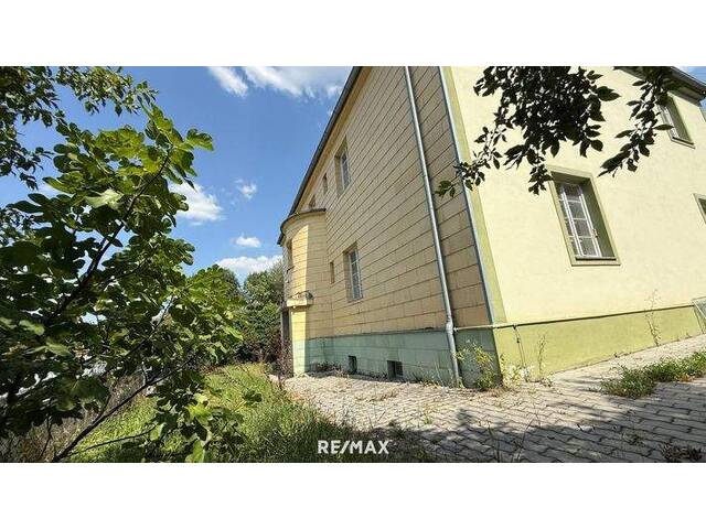 Immobilie in Burg - Mehrfamilienhaus mit großem Potenzial - perfekt für Anleger oder große Familien - Bild 4