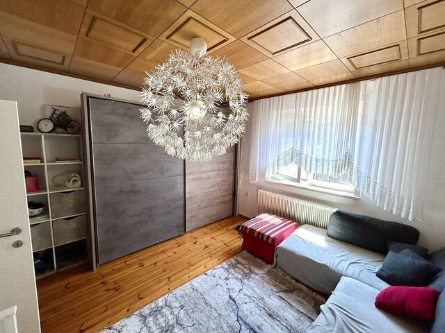 Immobilie in Schattendorf - ***EINFAMILIENHAUS IN SCHATTENDORF - MIT GROSSEM HOF UND ERWEITERBAREM DACHBODEN*** - Bild 4