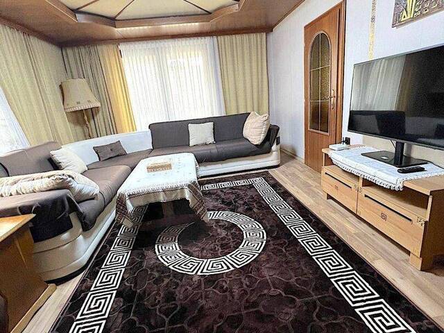 Immobilie in Eggern - Einfamilienhaus mit 95 m² Wohnfläche, Keller, Garage und 416 m² Garten in Eggern! - Bild 1