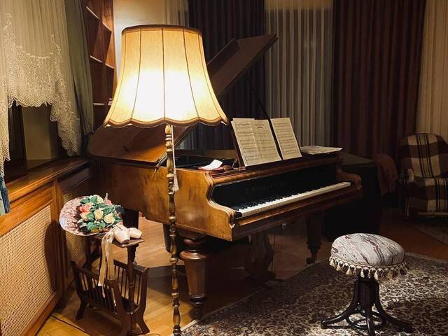 Immobilie in Oed - Ihr Traumhaus im Piestingtal – Exklusives Wohnen inmitten der Natur - Bild 2