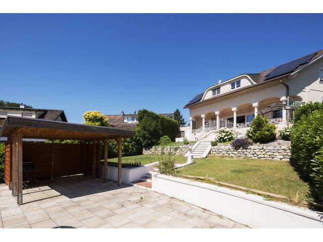 Immobilie in Trautmannsdorf an der Leitha - Ein Hauch von Dolce Vita – Großzügiges Einfamilienhaus mit Privatseezugang - Bild 1