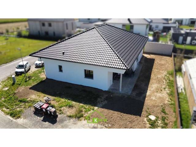 Immobilie in Hadersdorf am Kamp - Familienfreundlich: moderner, großzügiger Bungalow in ruhiger Lage - Bild 0