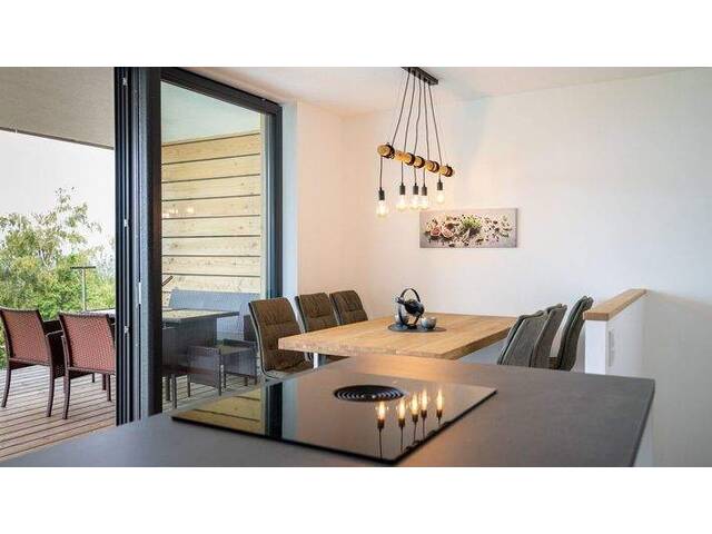 Immobilie in Eichenberg - 93m² große 3,5-Zimmer-Maisonettewohnung mit Seeblick und Zweitwohnsitzmöglichkeit am Eichenberg! - Bild 1