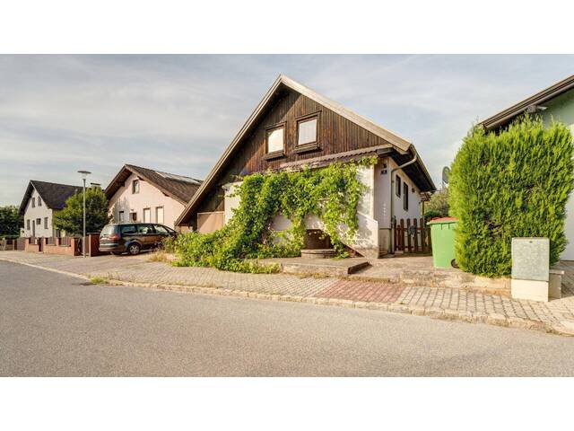 Immobilie in Untersiebenbrunn - Einfamilienhaus am Ortsrand von Untersiebenbrunn - Bild 2