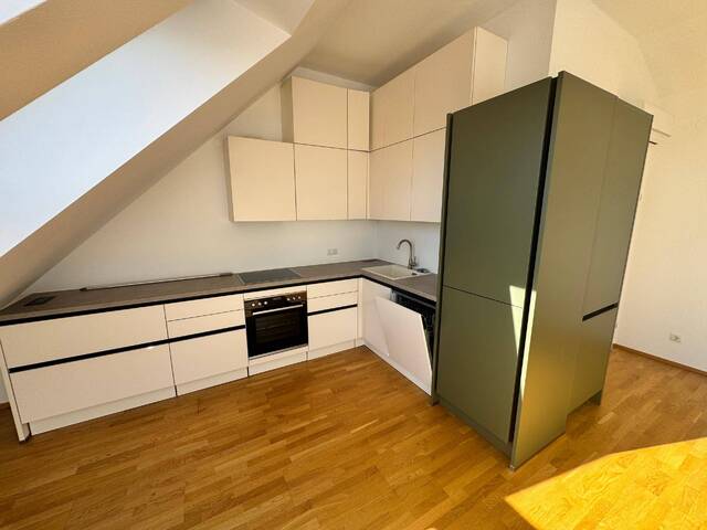 Immobilie in Hartberg - Helle 2-Zimmer-Dachgeschosswohnung (ca. 63 m²) mit Klima und Parkplatz im Zentrum von Hartberg - Bild 3