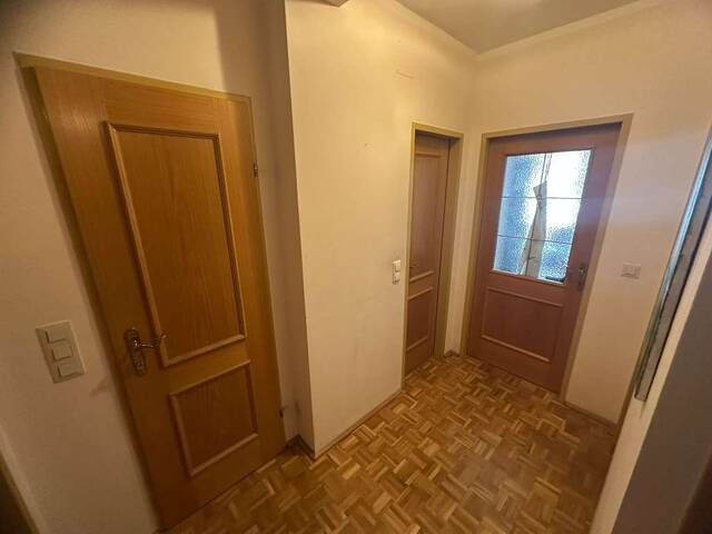 Immobilie in Asten - Zu Verkaufen- Wohnung mit guter Raumaufteilung und Tiefgarage in sehr guter Lage. 4- Zimmer! - Bild 2