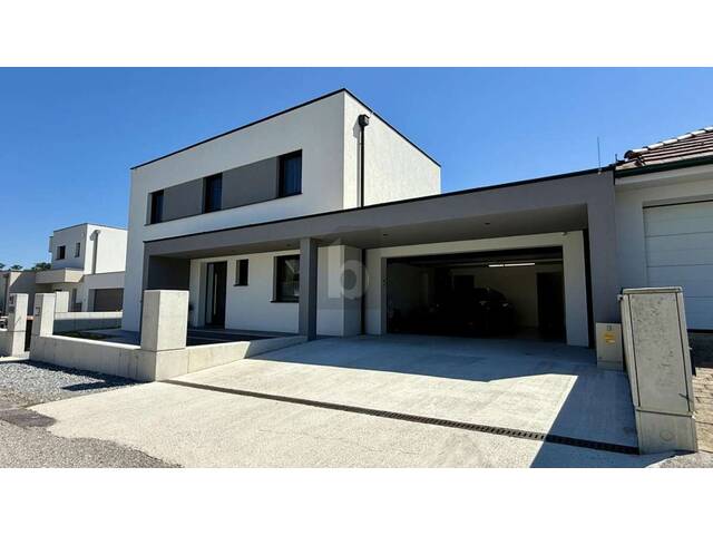 Immobilie in Wulkaprodersdorf - TOP MODERN & HOCHWERTIG MIT DOPPELGARAGE U. 30 QM NEBENGEBÄUDE - Bild 0