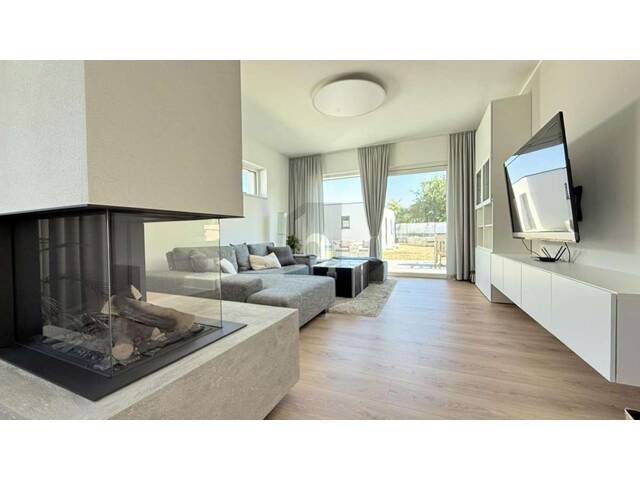 Immobilie in Wulkaprodersdorf - TOP MODERN & HOCHWERTIG MIT DOPPELGARAGE U. 30 QM NEBENGEBÄUDE - Bild 1