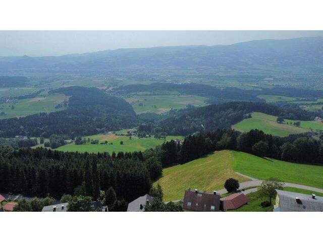 Immobilie in Eitweg - Absolute Aussichtslage, -großes Ferienhaus mit Kellerbar - Bild 4