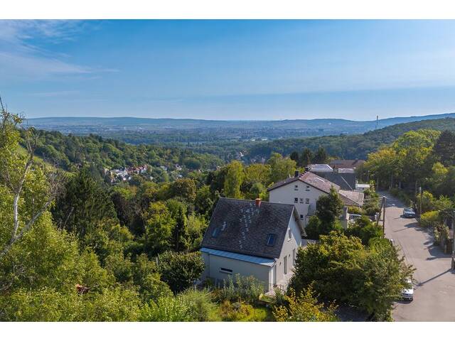 Immobilie in Klosterneuburg - Weitblick für ein ganzes Leben - Ihre Villa auf Eigengrund mit 2 Dachterrassen voller Himmel! - Bild 3