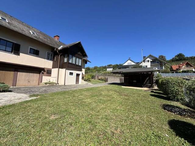 Immobilie in Klöch - Geräumiges Haus am Klöchberg, mit 7 Zimmer und Blick in die Weinberge - Bild 2