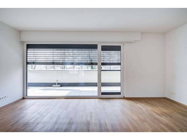 Immobilie in Munderfing - Wohnen am Bach: Neuwertige Penthouse-Wohnung mit 2 großen Dachterrassen. - Bild 1