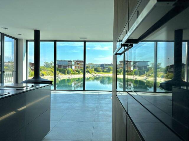 Immobilie in Kalsdorf bei Graz - EXKLUSIVE SEEVILLA an der Copacabana - LUXUS mit eigenem Seezugang! - Bild 0