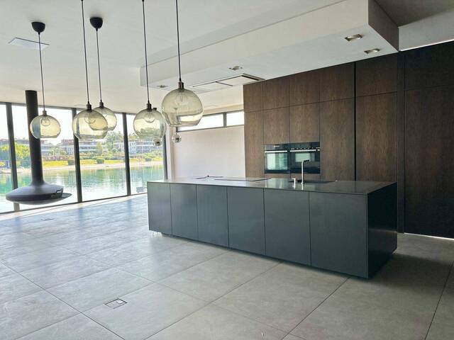 Immobilie in Kalsdorf bei Graz - EXKLUSIVE SEEVILLA an der Copacabana - LUXUS mit eigenem Seezugang! - Bild 2