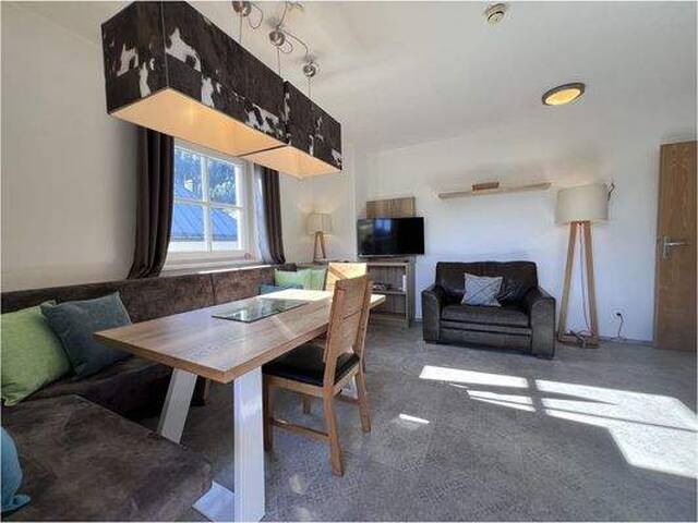 Immobilie in Kaprun - Schöne, gepflegte Maisonette-Wohnung mit 2 Schlafzimmern u. sonnigem Balkon in guter Lage von Kaprun - Bild 3